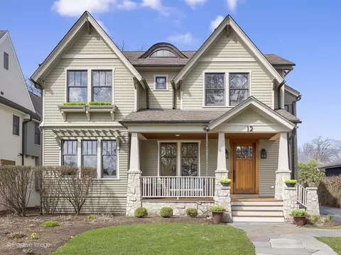 12 Woodstock Ave, Clarendon Hills, IL 60514