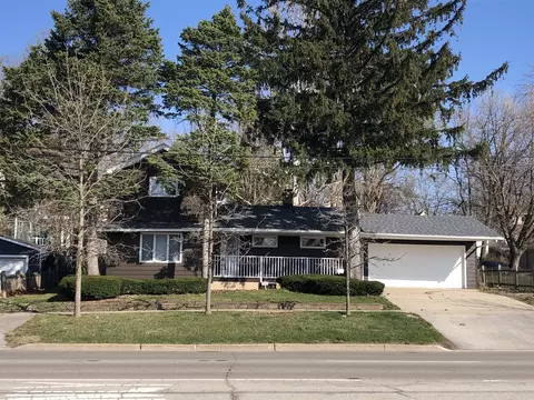 Exterior - 1310 S State St, Lockport, IL 60441 photo 4 of 11