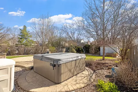 Exterior - 1635 Orth Dr, Wheaton, IL 60189 photo 3 of 7