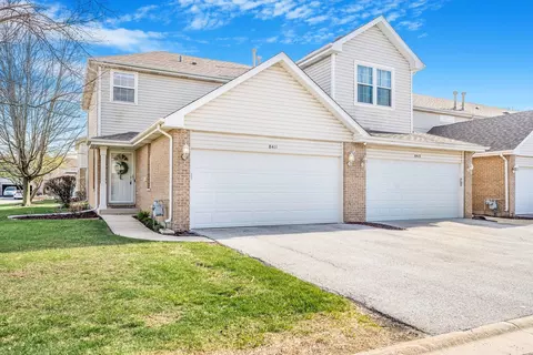 8411 Kirby Dr, Tinley Park, IL 60487
