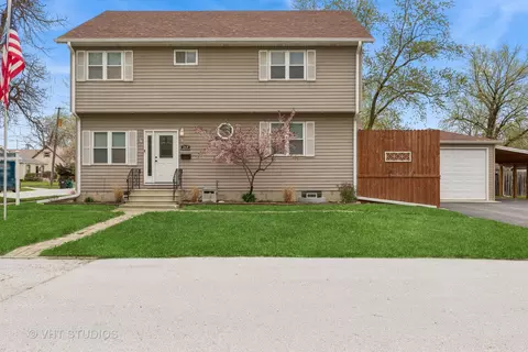 213 S Hunter St, Thornton, IL 60476