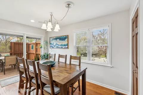 Dining - 213 S Hunter St, Thornton, IL 60476 photo 1 of 1