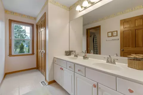 3520 Lakeview Dr, Algonquin, IL 60102 photo 15