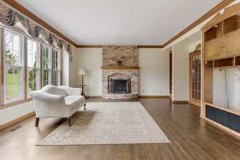 3520 Lakeview Dr, Algonquin, IL 60102 photo 3
