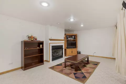 3520 Lakeview Dr, Algonquin, IL 60102 photo 17