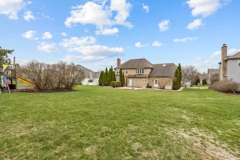 3520 Lakeview Dr, Algonquin, IL 60102 photo 7