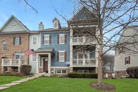 3070 Bridgeham St, Elgin, IL 60124