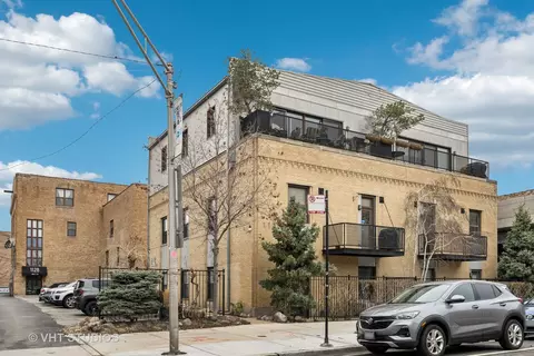 1128 W Ardmore Ave #13, Chicago, IL 60660