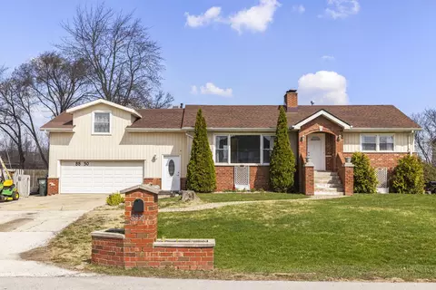 8830 W 83rd Pl, Justice, IL 60458