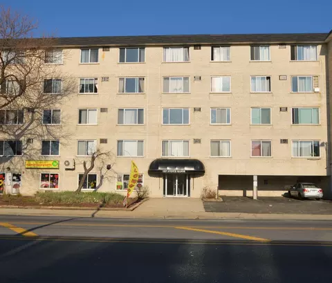 1227 S Harlem Ave #511, Berwyn, IL 60402
