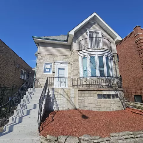 4710 N Ashland Ave, Chicago, IL 60640