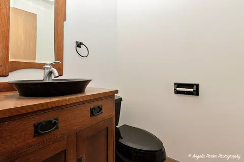 Bath - 35850 N Benjamin Ave, Ingleside, IL 60041 photo 3 of 3