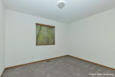 Bedroom - 35850 N Benjamin Ave, Ingleside, IL 60041 photo 2 of 4