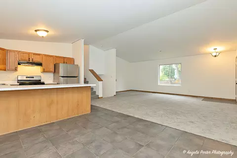 Living - 35850 N Benjamin Ave, Ingleside, IL 60041 photo 5 of 11