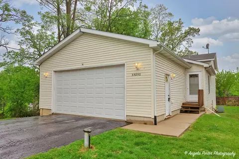 35850 N Benjamin Ave, Ingleside, IL 60041