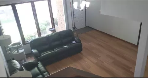Living - 9838 S Beverly Ave, Chicago, IL 60643 photo 3 of 5