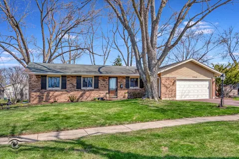 2908 71st St, Woodridge, IL 60517