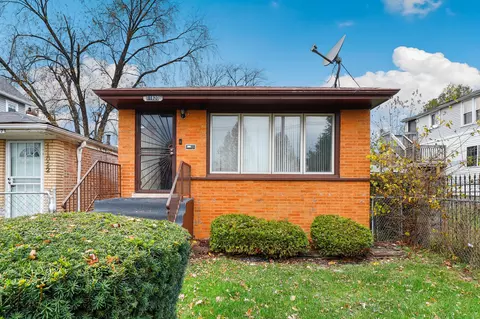 11820 S Watkins Ave, Chicago, IL 60643