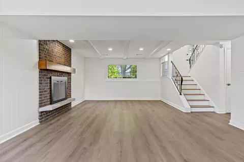 Living - 1147 Windsor Dr, Wheaton, IL 60189 photo 5 of 5