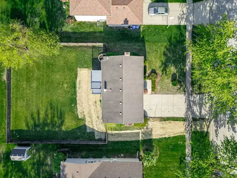 View/Area - 1147 Windsor Dr, Wheaton, IL 60189 photo 3 of 5