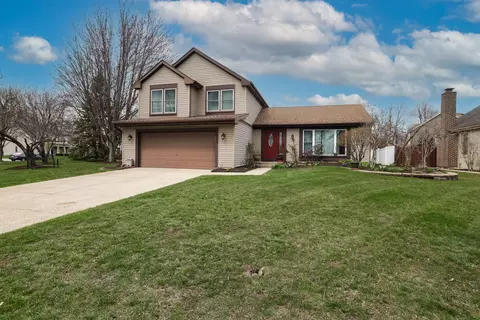 368 W Windsor Dr, Bloomingdale, IL 60108