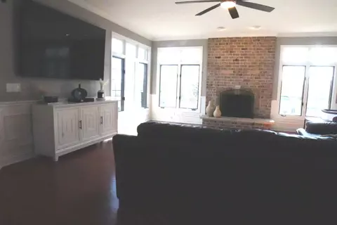 Living - 11759 Azure Dr, Frankfort, IL 60423 photo 1 of 3