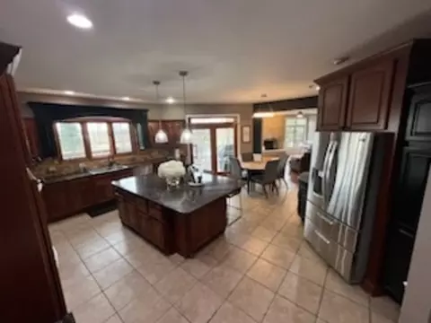 Kitchen - 11759 Azure Dr, Frankfort, IL 60423 photo 2 of 3