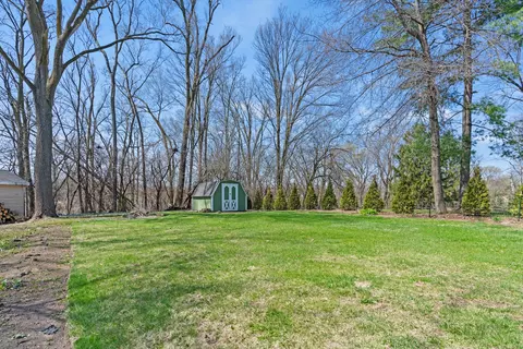 Exterior - 56 Deerpath Rd, Deer Park, IL 60010 photo 4 of 5
