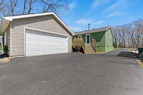 Exterior - 56 Deerpath Rd, Deer Park, IL 60010 photo 3 of 5