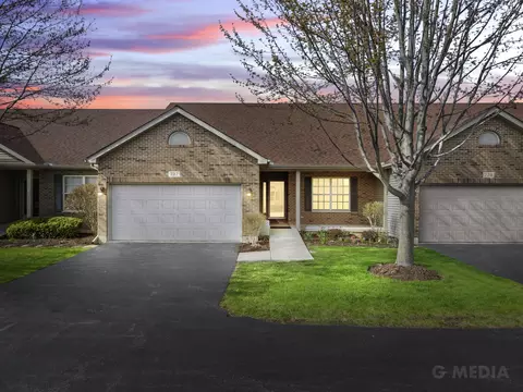 737 Bremner Dr, Sycamore, IL 60178