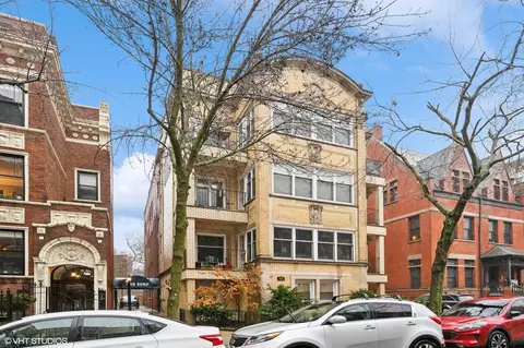 435 W Surf St #2A, Chicago, IL 60657