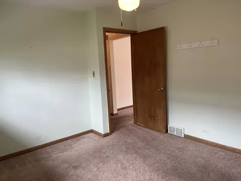 Bedroom - 9042 Bartlett Ave, Brookfield, IL 60513 photo 1 of 4