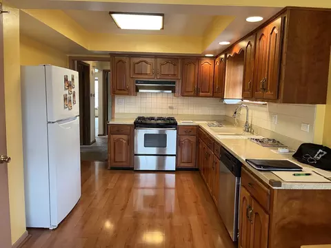Kitchen - 9042 Bartlett Ave, Brookfield, IL 60513 photo 2 of 4