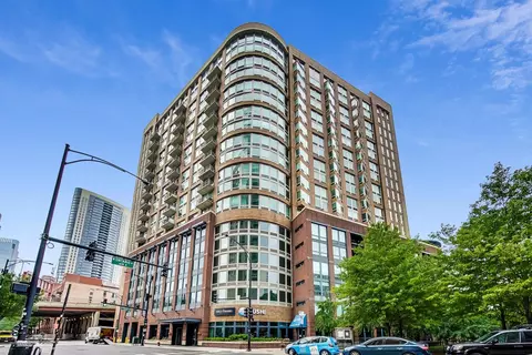 600 N Kingsbury St #1612, Chicago, IL 60654