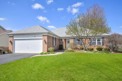 27 Raven Dr, Aurora, IL 60506