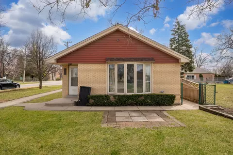 1553 N 39th Ave, Stone Park, IL 60165
