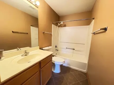 794 Meadowridge Dr, Aurora, IL 60504 photo 20