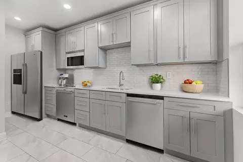615 E 60th St, Chicago, IL 60637 photo 6