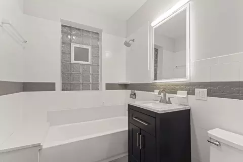 615 E 60th St, Chicago, IL 60637 photo 7