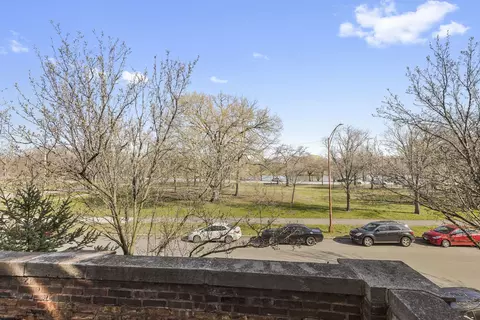 615 E 60th St, Chicago, IL 60637 photo 17
