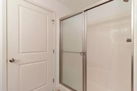 Bath - 1770 Conifer Ct, Normal, IL 61761 photo 1 of 3