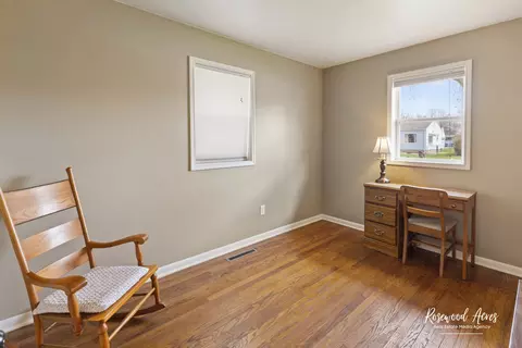 Bedroom - 2205 W Hickory St, Kankakee, IL 60901 photo 3 of 3
