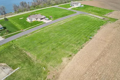 18 Lakeview Dr, Weldon, IL 61882 photo 11