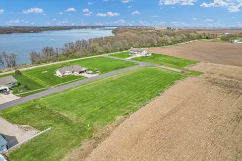 18 Lakeview Dr, Weldon, IL 61882 photo 16