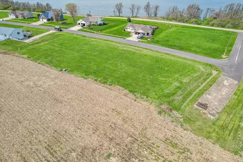 18 Lakeview Dr, Weldon, IL 61882 photo 10