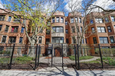 1200 W Sherwin Ave #2L, Chicago, IL 60626