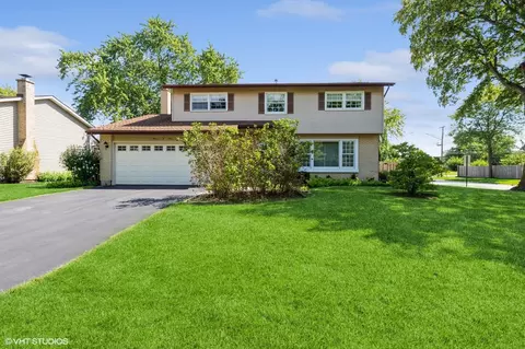 1101 E Ironwood Dr, Mount Prospect, IL 60056