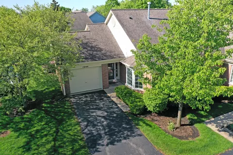 1244 Luther Ln #1244, Arlington Heights, IL 60004