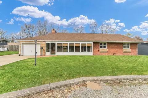 510 Southland Circle Tuscola Dr, Tuscola, IL 61953