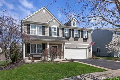 374 Mozart Ln, Volo, IL 60073